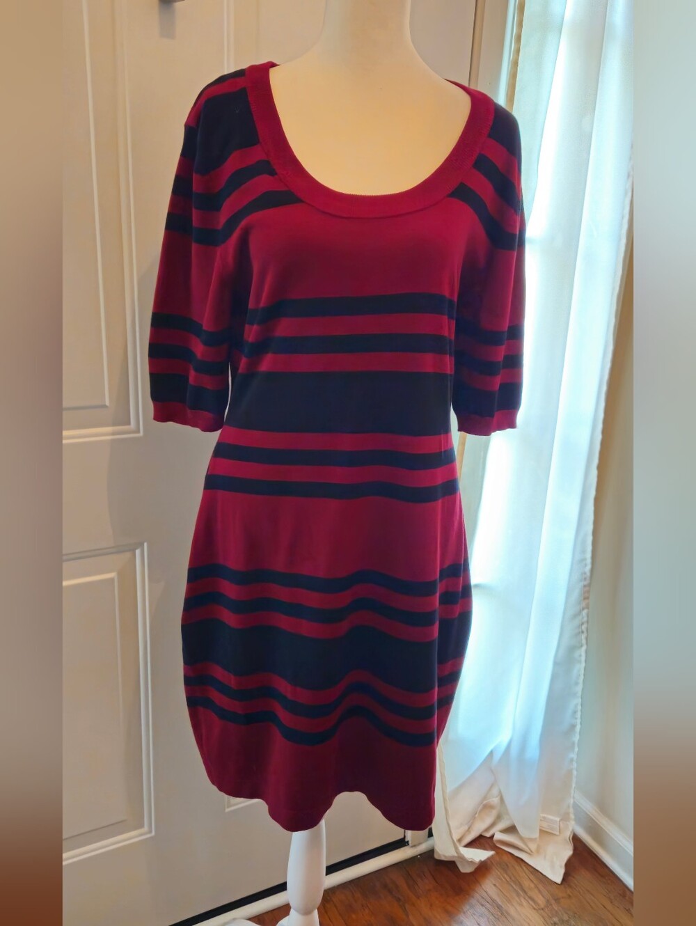 Allison Brittney Black/Burgundy Striped Scoop Neck Midi Sweater Dress-Size Large